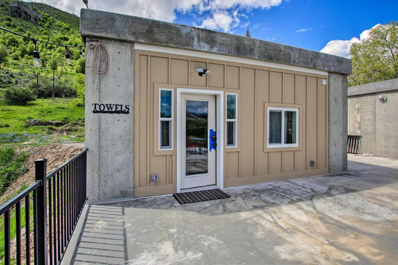 Contemporary Studio, Walk To 熔岩温泉村 外观 照片